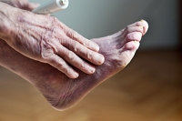 Cold Feet May Indicate Poor Circulation